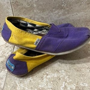 Purple and yellow Toms. Size 7